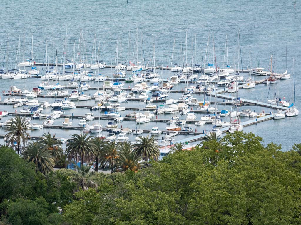 Guesthouse Il Grattacielo Sul Golfo La Spezia Exterior foto